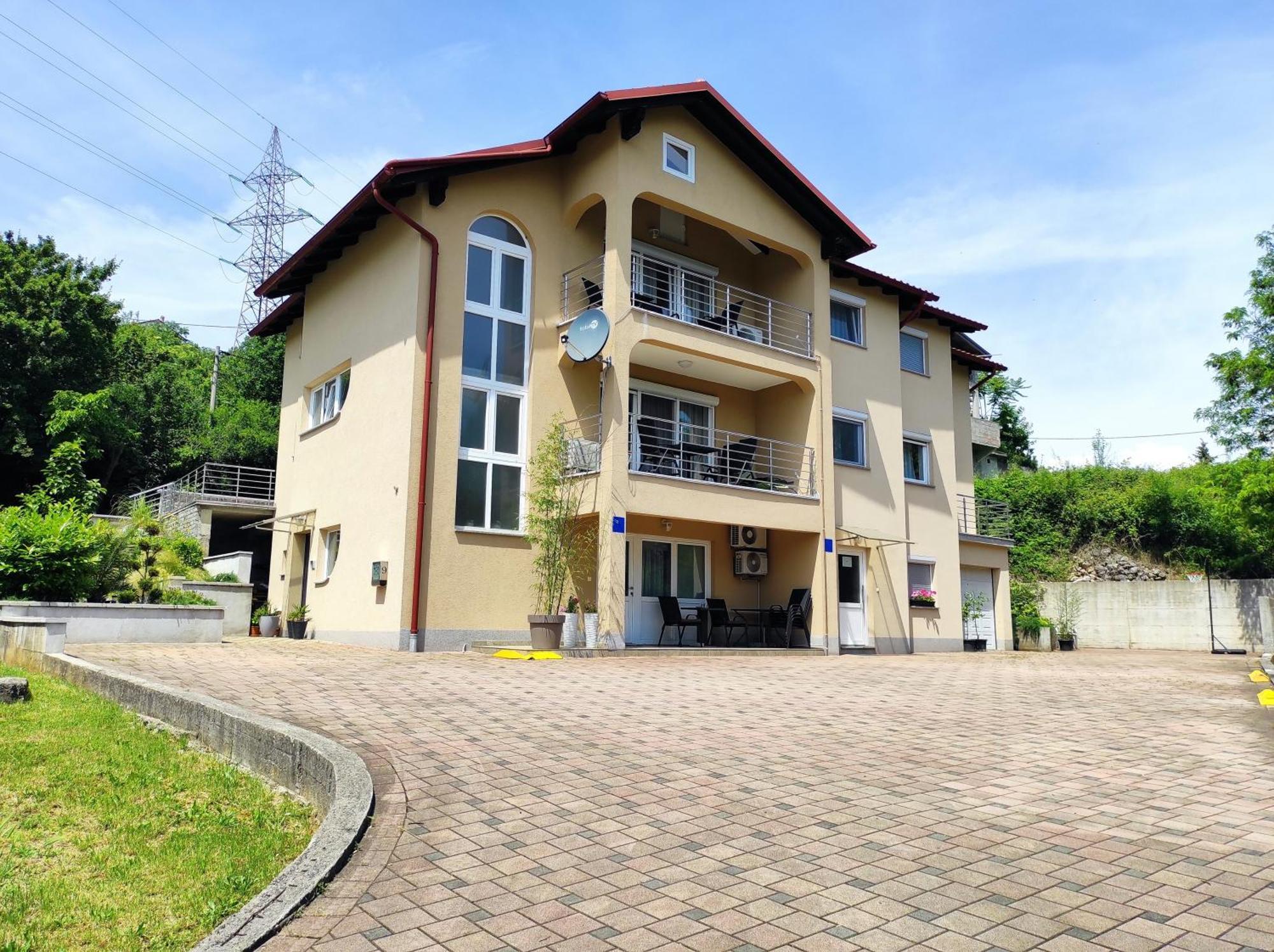 Apartments With A Parking Space Rijeka - 18146 Esterno foto